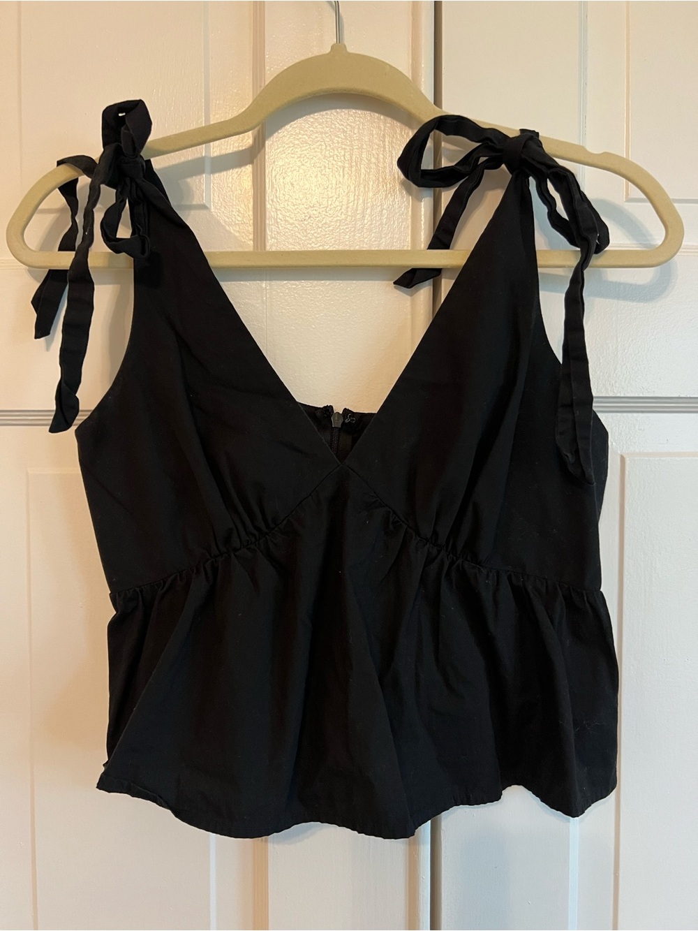Forever 21 Black Tie-Shoulder V-Neck Peplum Camisole